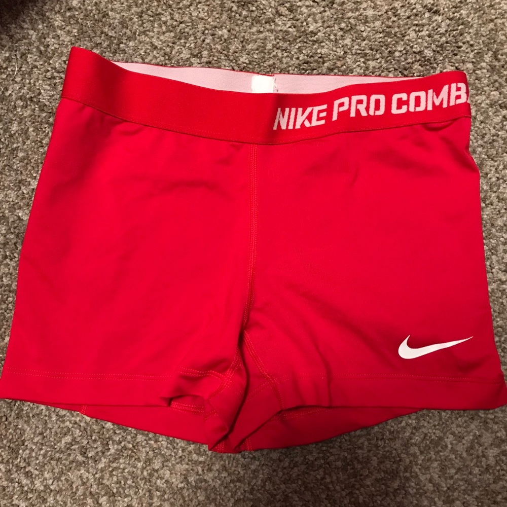 Nike Pro Combat Shorts ❤️